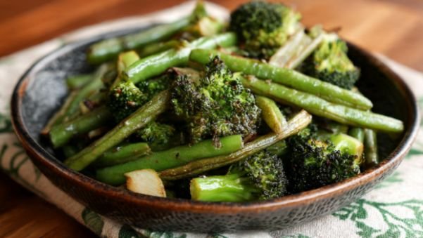 Air Fryer Green Beans and Broccoli