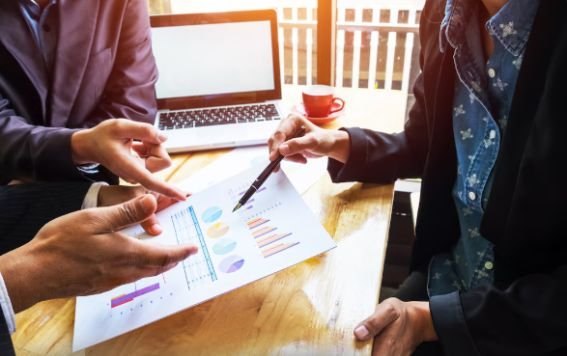 How to Evaluate Credit Offers Objectively