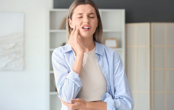 Sudden and Severe Tooth Pain - Possible Causes and Solutions