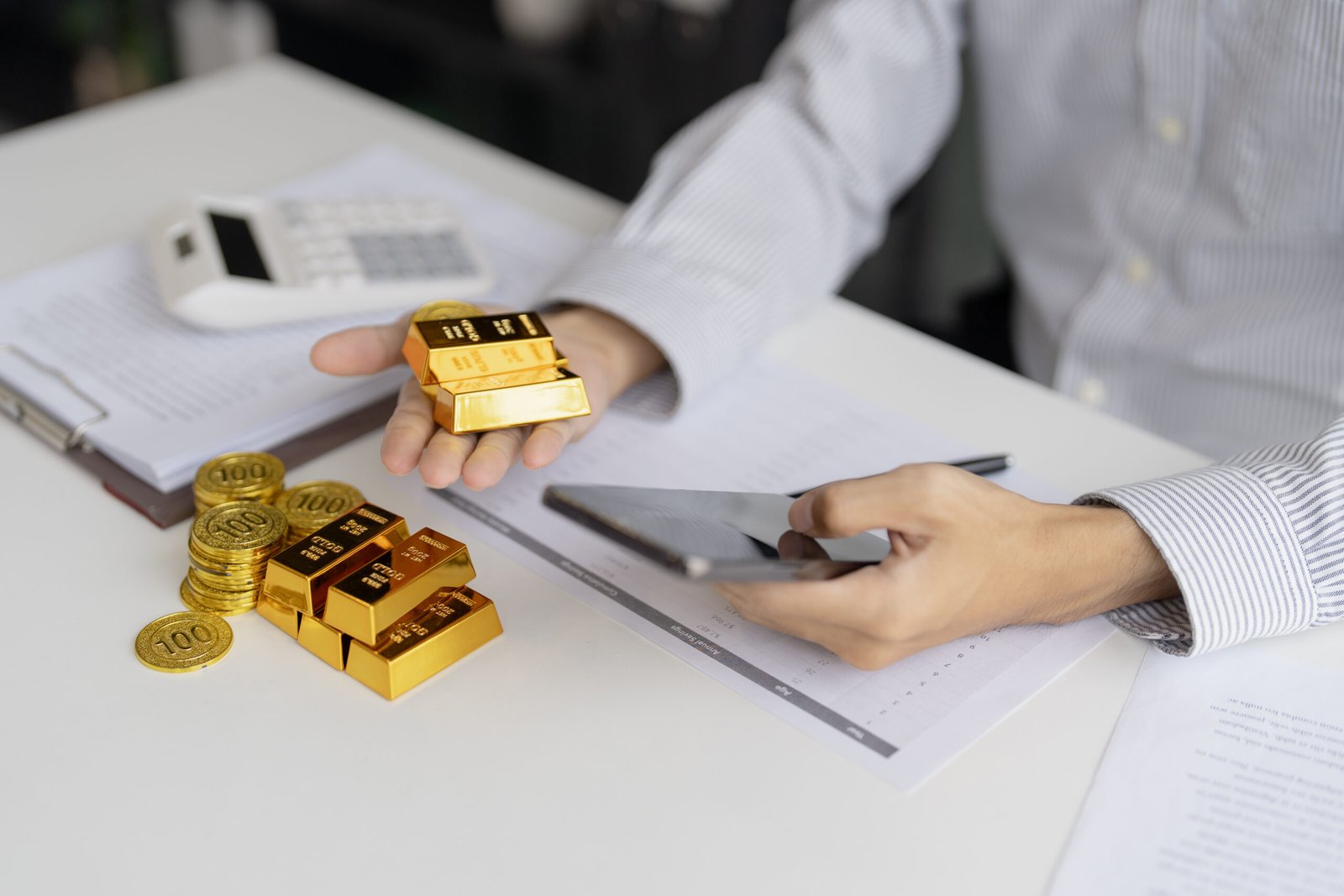 How to Buy Gold in Hong Kong